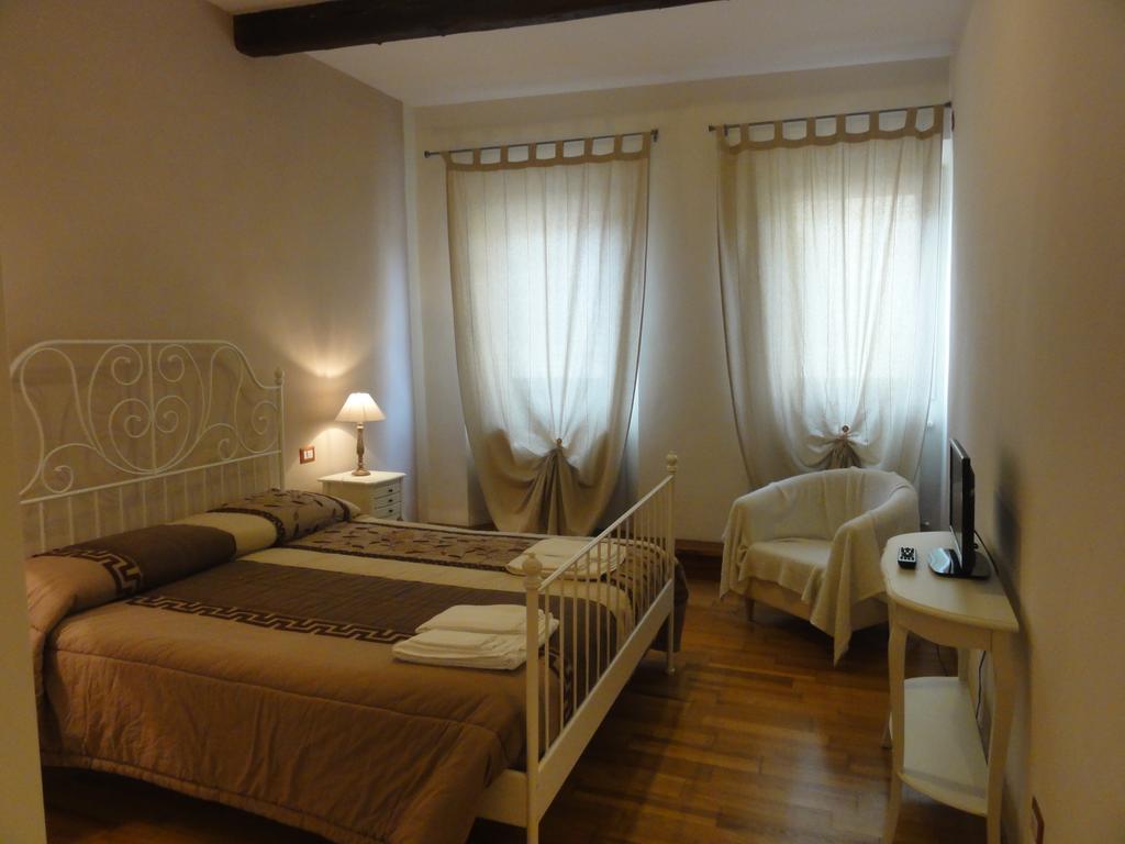 Maison Sara Florenţa Cameră foto